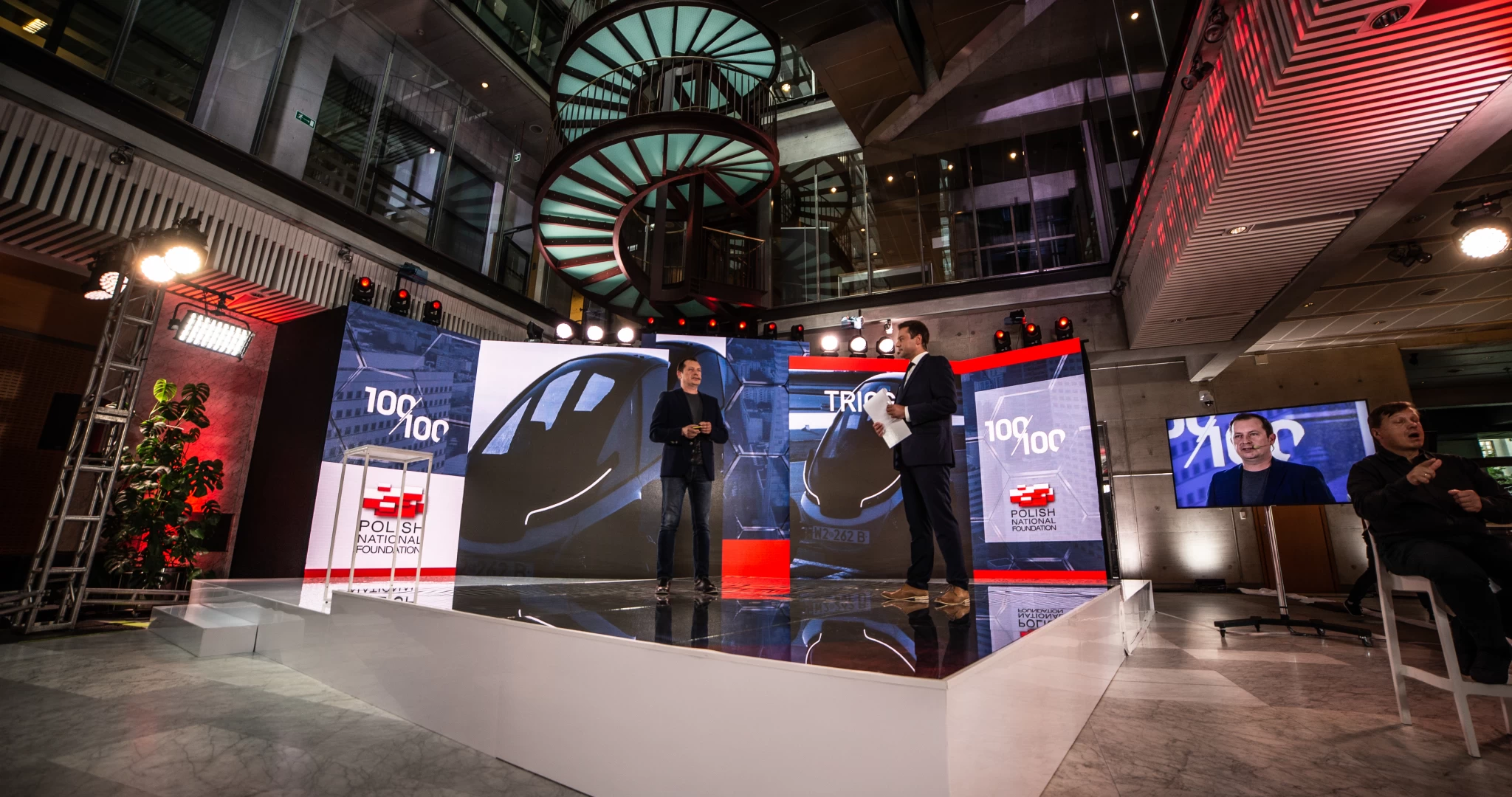 Green Beam Design - 100x100 - panel GPW 2019