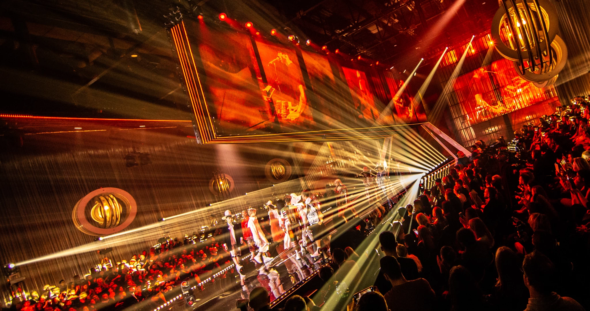 Green Beam Design - TVN Top Model Finał 2019