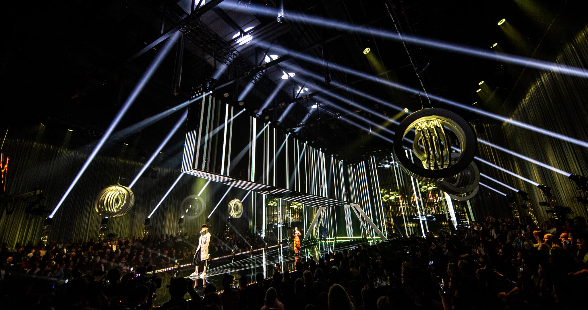 Green Beam Design - TVN Top Model Finał 2019