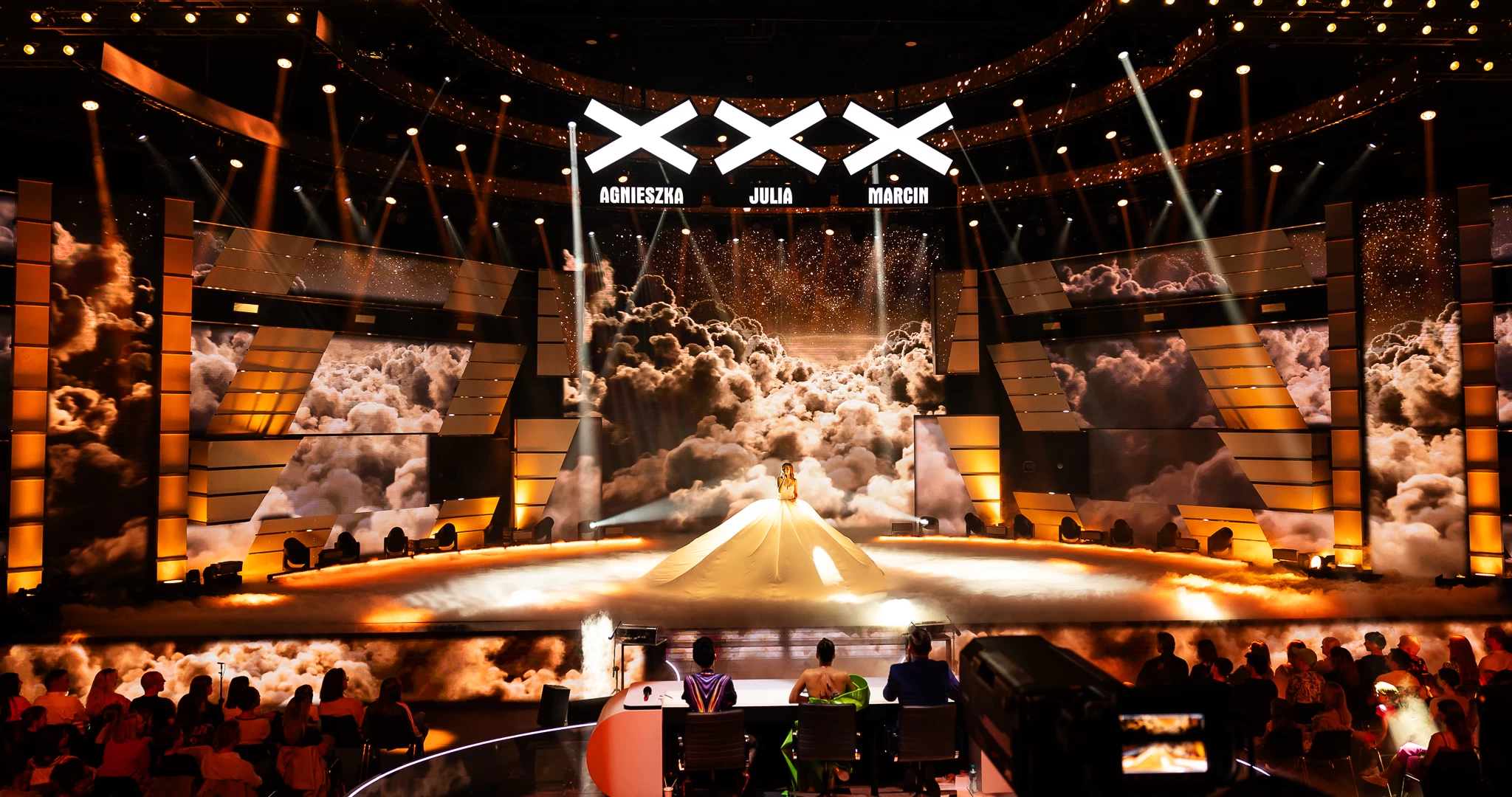 Green Beam Design - TVN Mam Talent 2024