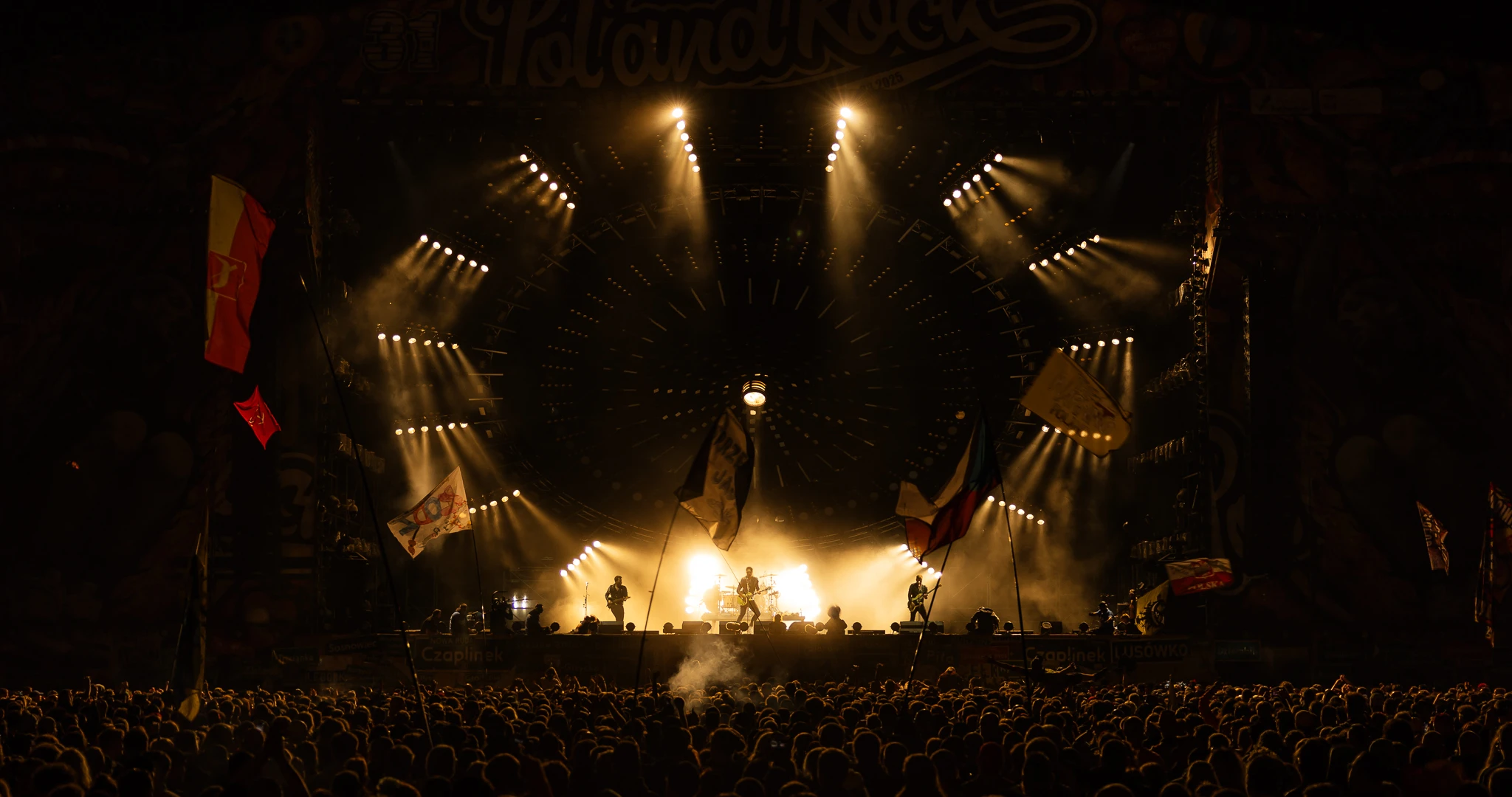 Green Beam Design - Pol and Rock 2025