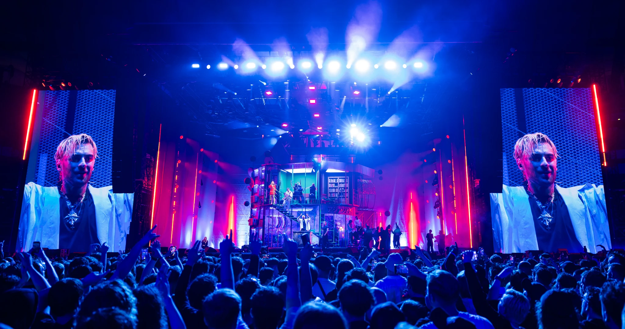 Green Beam Design - Quebonafide | Akt II | Ostatni Koncert